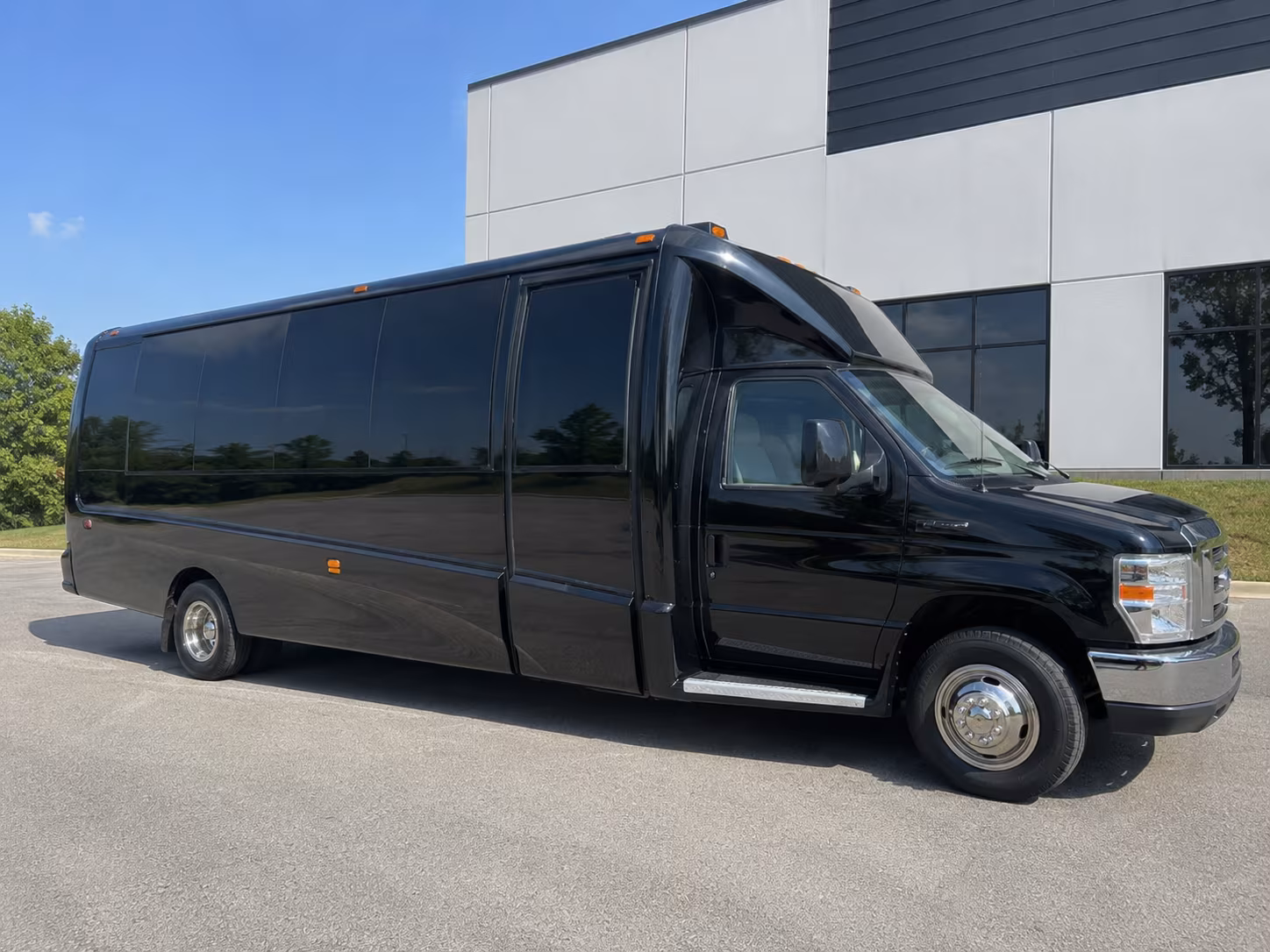 Tampa Birthday, Sweet 16, & Quinceañera Party Bus Rentals